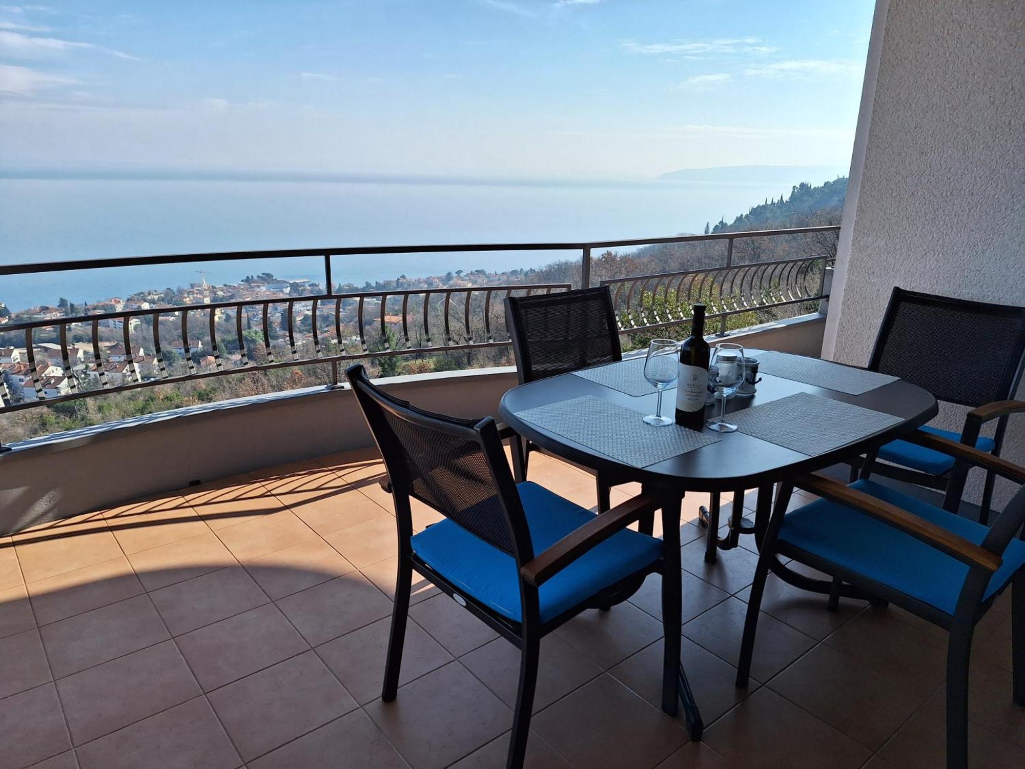 Villa Suzy-Apartments Suzana Lovran Exterior foto